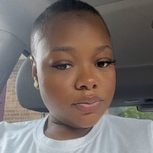 Meet your Posher, Tayah